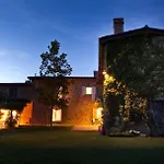 Casale Le Fonti By Great Villa Ravigliano